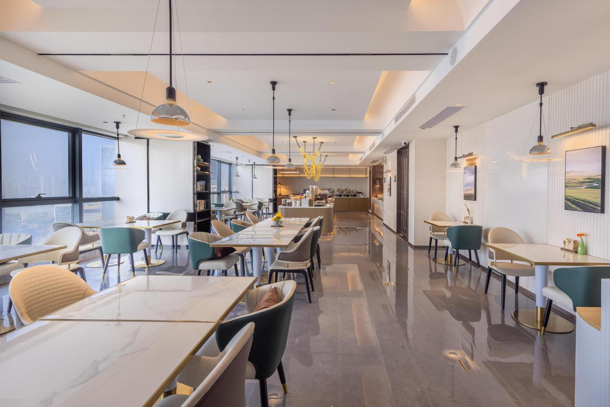 Atour Hotel Wuhan Chuhe Han Street Hongshan Plaza Exterior foto